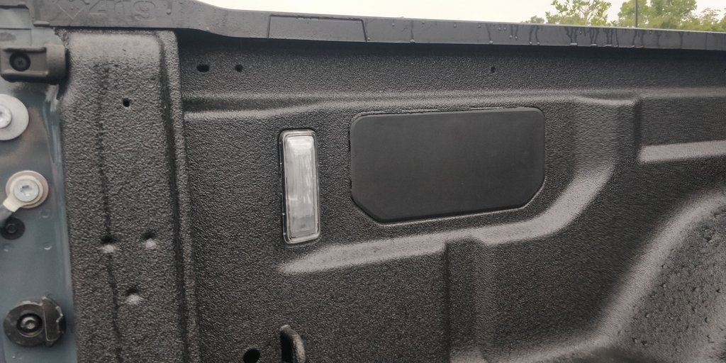 New 2025 Jeep Gladiator Sport image 21