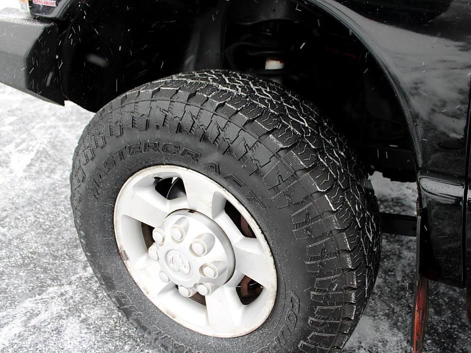 Used 2003 Dodge Ram 3500 Truck SLT AWD/4WD image 8