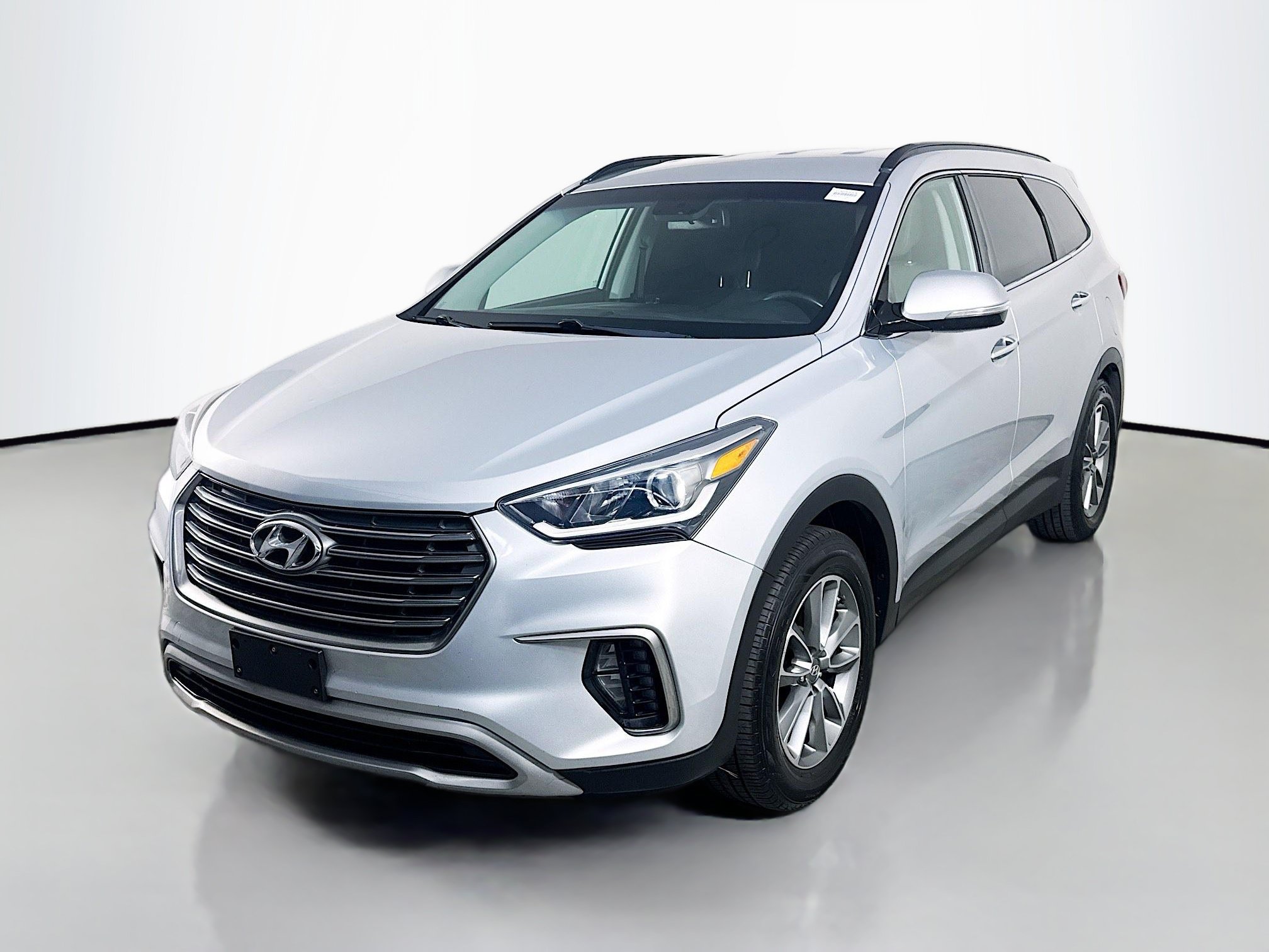 Used 2019 Hyundai Santa Fe XL SE w/ SE Premium Package 02 FWD image 4