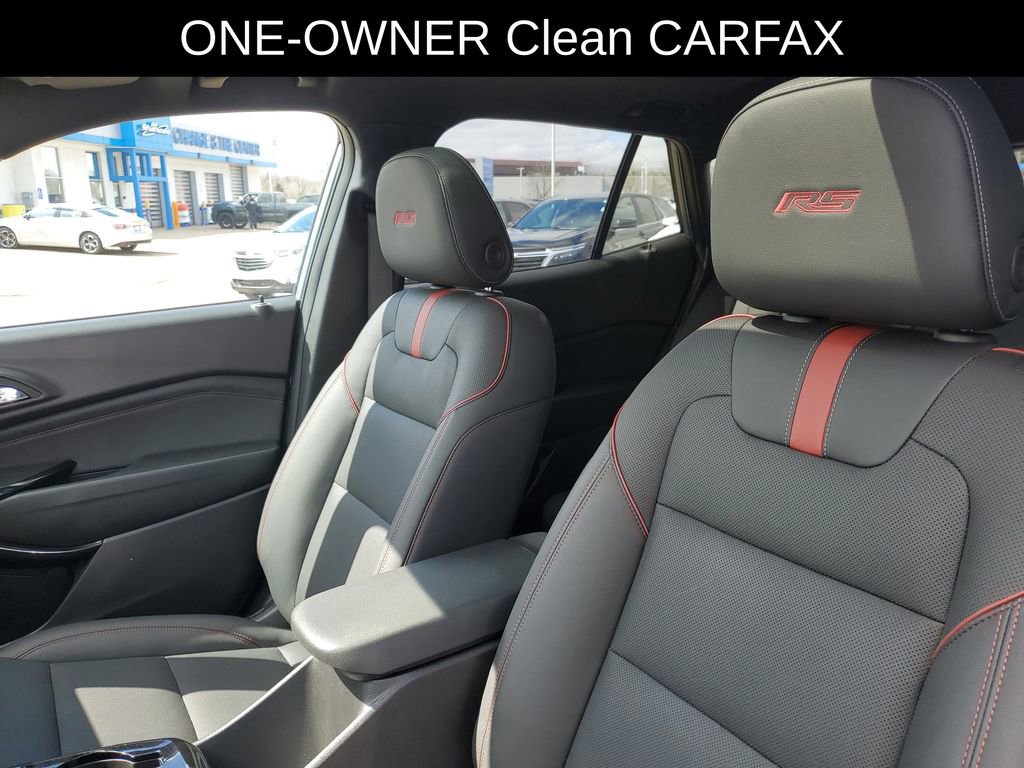Used 2024 Chevrolet Trax RS w/ Sunroof Package image 6