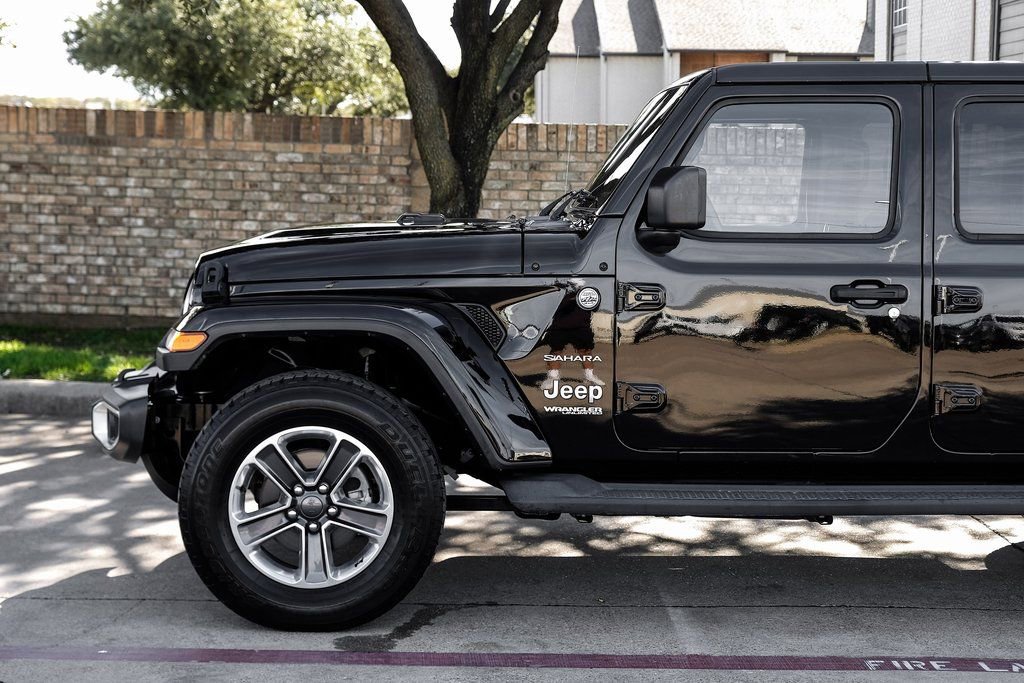 Used 2020 Jeep Wrangler Unlimited Sahara image 21