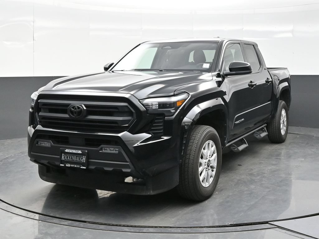 Used 2025 Toyota Tacoma SR5 AWD/4WD image 2