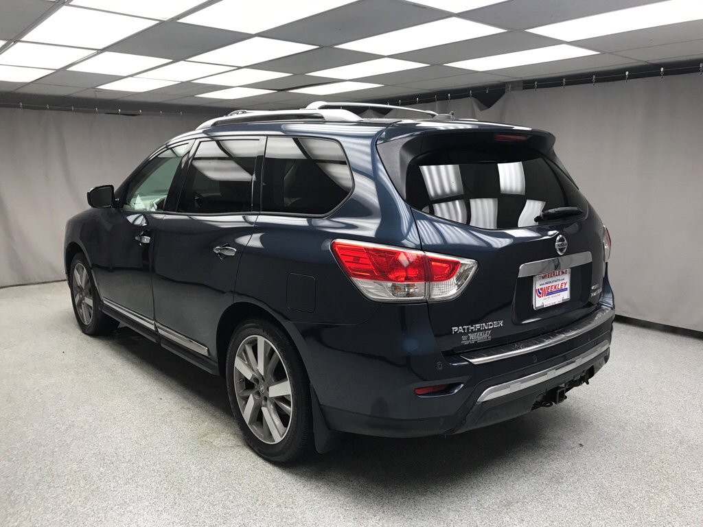 Used 2014 Nissan Pathfinder Platinum w/ Platinum Premium Package image 2