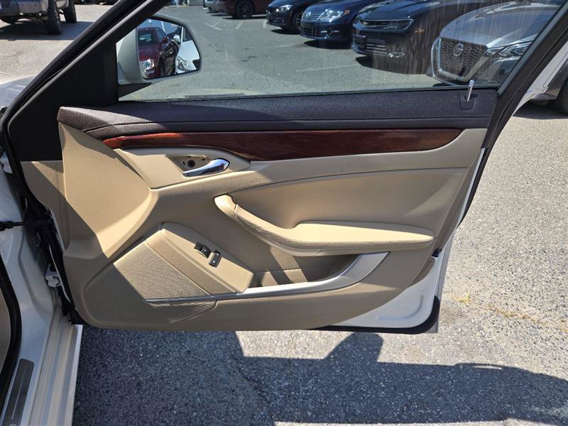 Used 2013 Cadillac CTS Luxury w/ Wood Trim Package AWD/4WD image 32