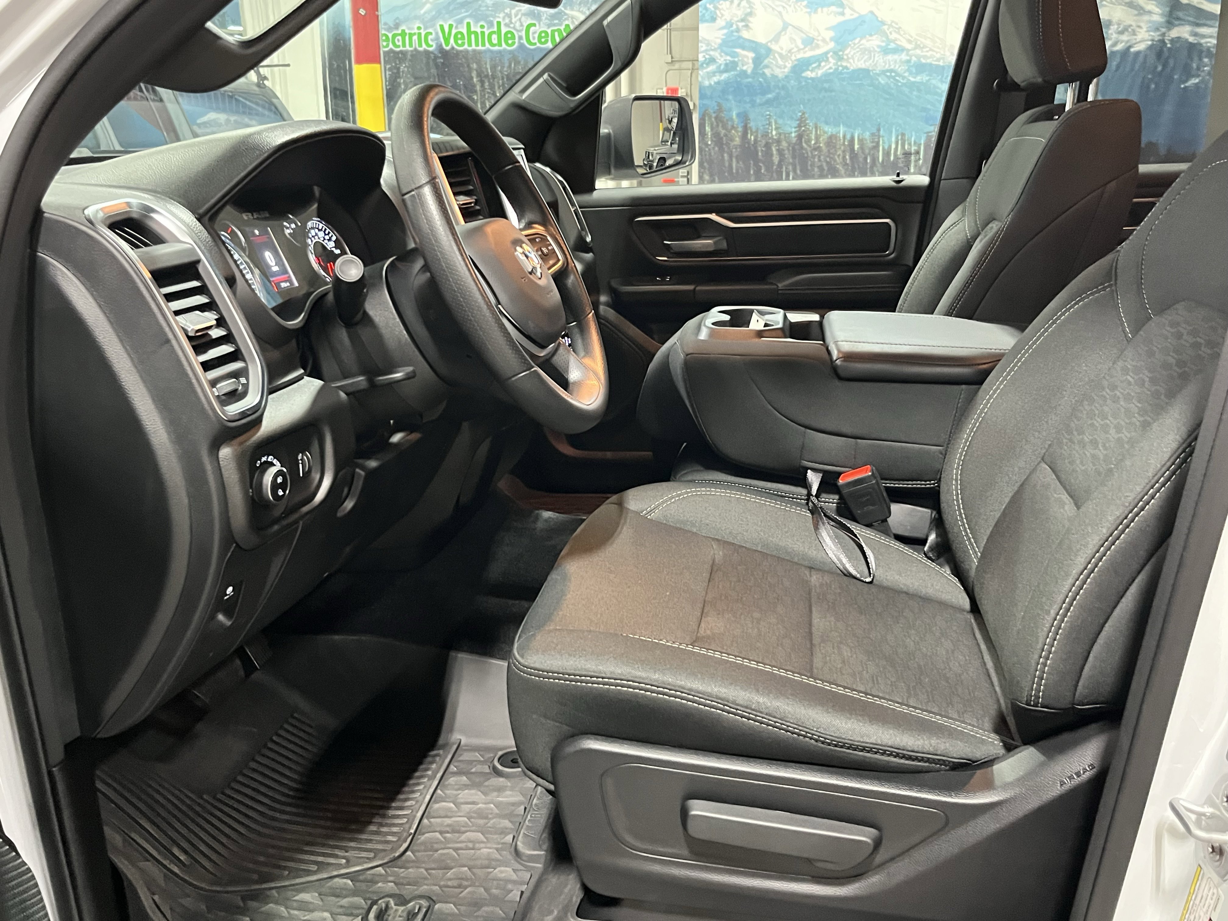 Used 2025 RAM 1500 Big Horn image 11