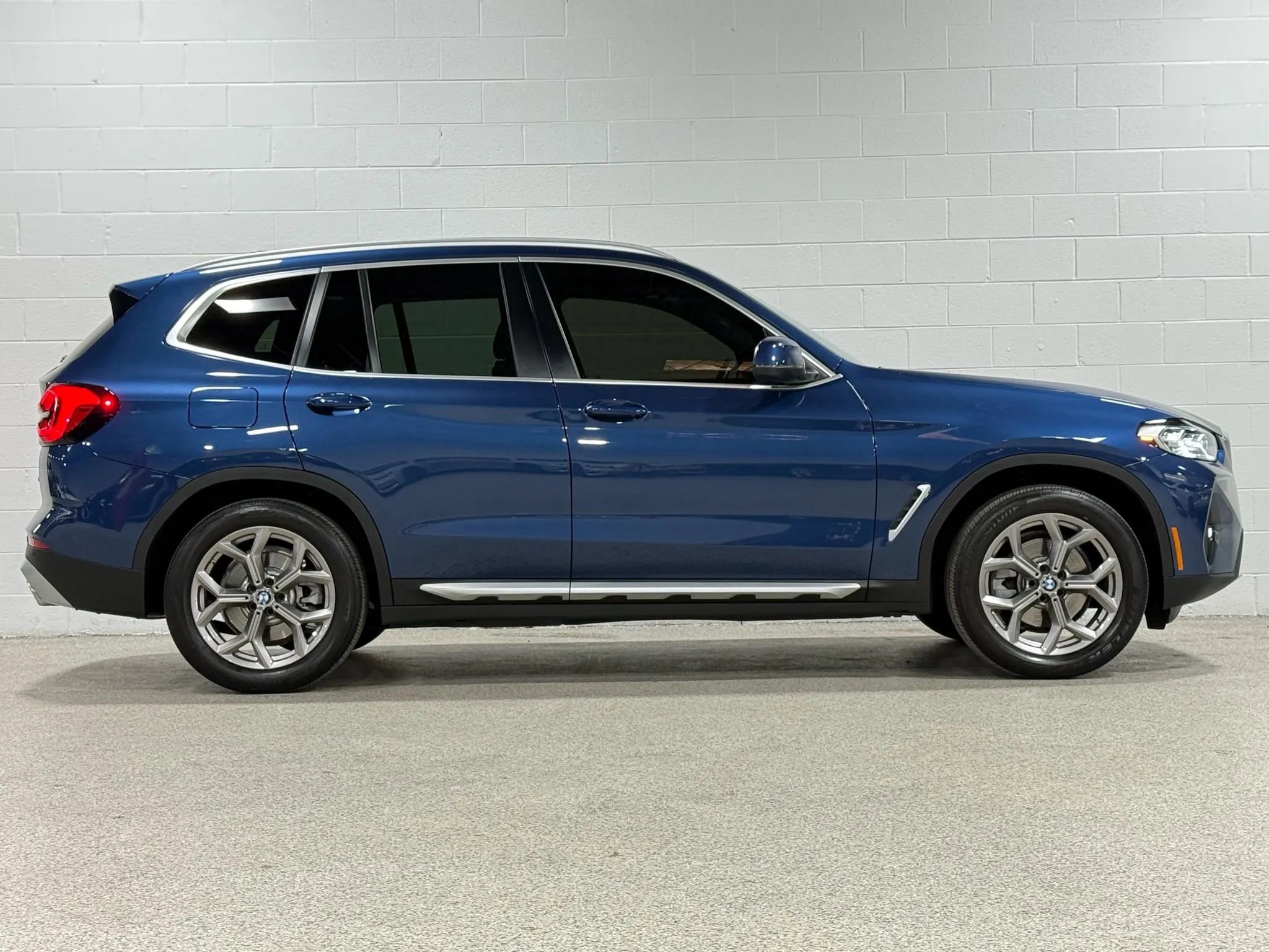 Used 2022 BMW X3 xDrive30i image 5