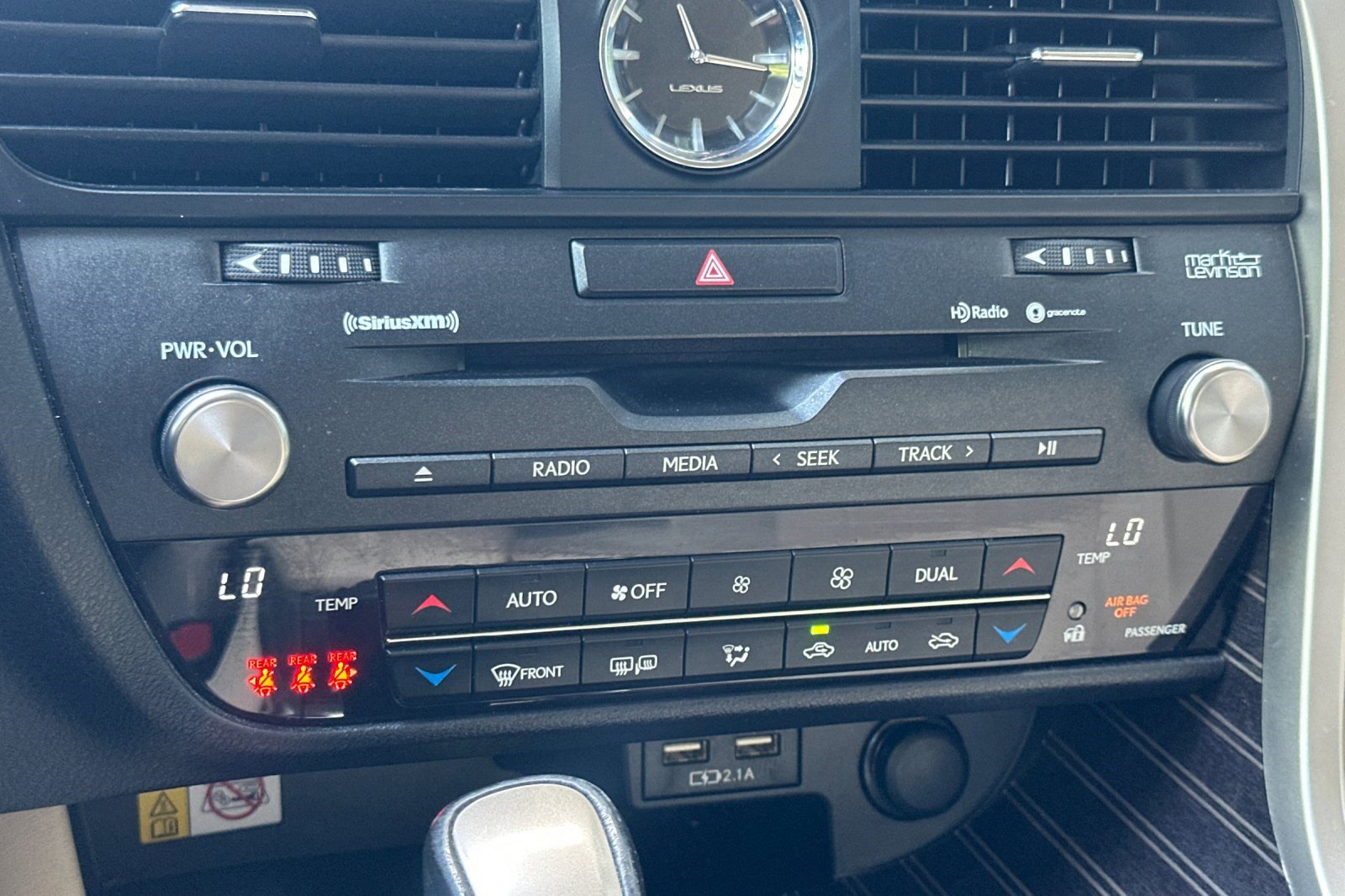 Used 2021 Lexus RX 450h AWD w/ Luxury Package image 26