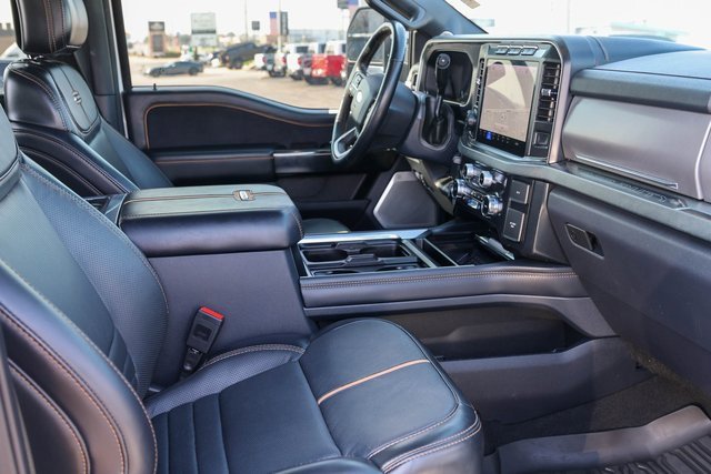 Used 2024 Ford F250 Platinum w/ FX4 Off-Road Package image 20