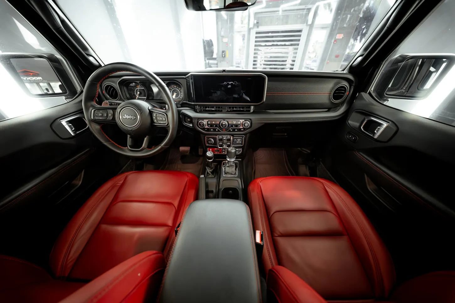 Used 2024 Jeep Wrangler Unlimited Rubicon 392 image 2