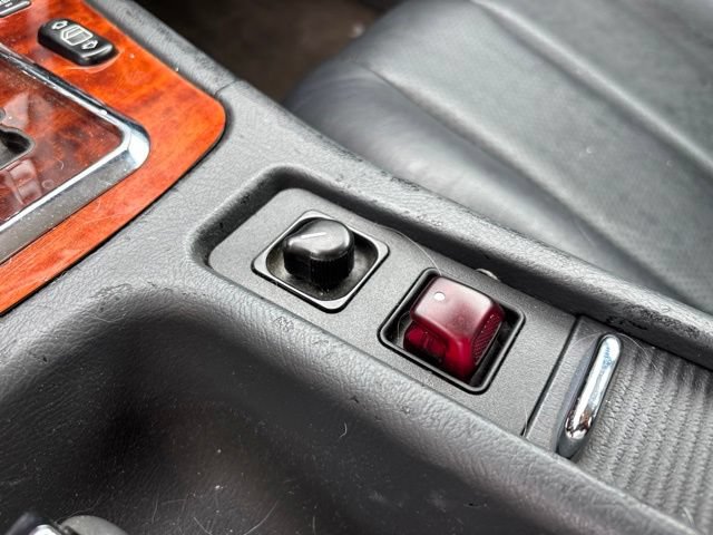 Used 2001 Mercedes-Benz SLK 320 image 19