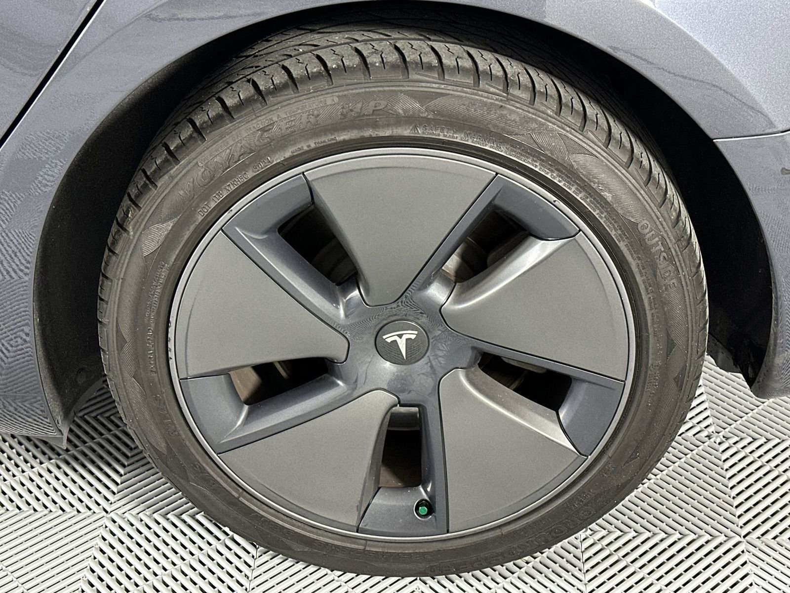 Used 2023 Tesla Model 3 Long Range image 10