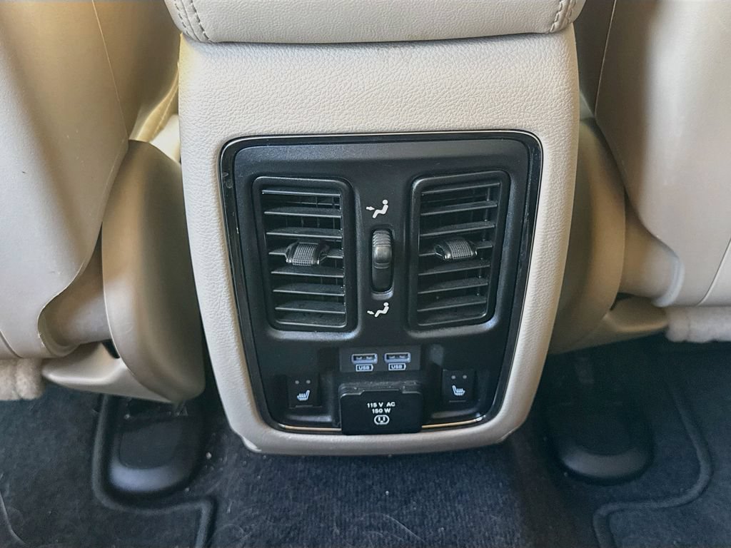 Used 2017 Jeep Grand Cherokee Limited RWD image 29