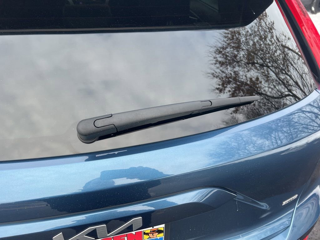 Certified 2024 Kia Niro EX image 34