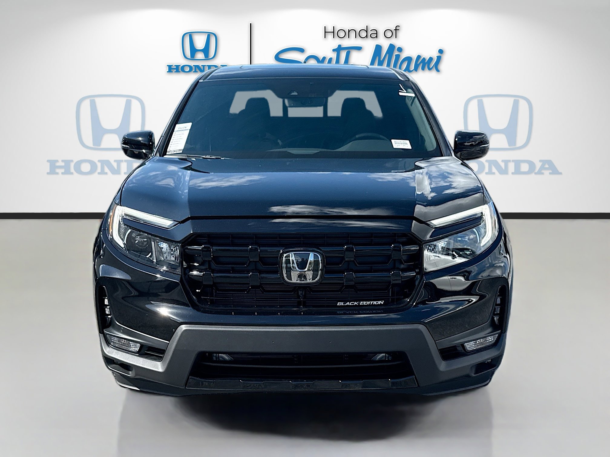 New 2026 Honda Ridgeline Black Edition image 2