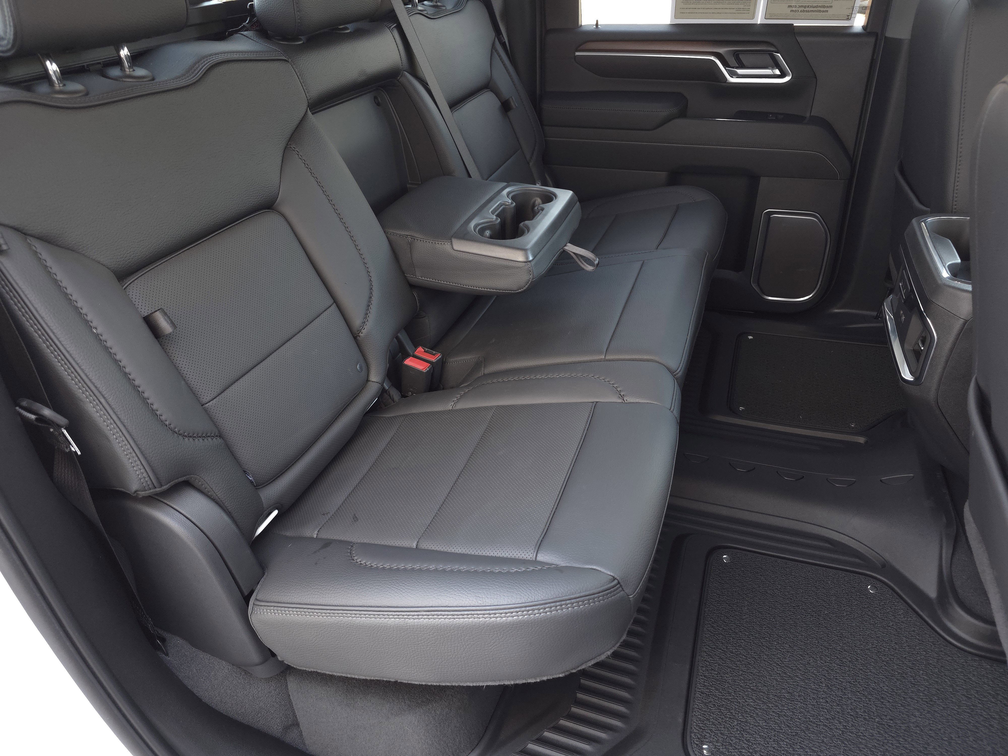 Used 2025 GMC Sierra 2500 Denali w/ Denali Reserve Package image 38