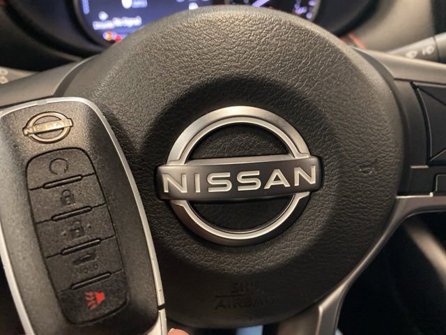 Used 2024 Nissan Versa SR image 43
