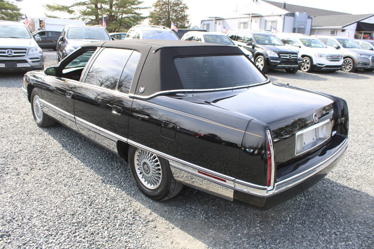 Used 1995 Cadillac De Ville Sedan image 9