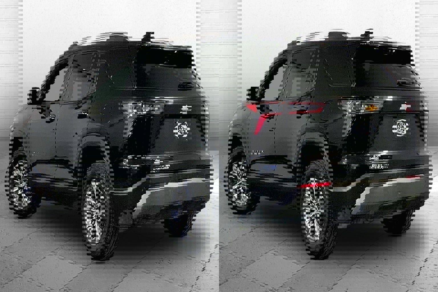 Used 2025 Chevrolet Equinox LT w/ Convenience Package II image 11