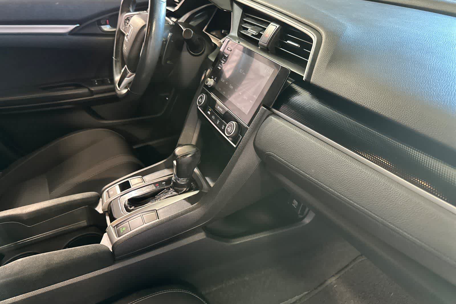 Used 2019 Honda Civic Sport image 16
