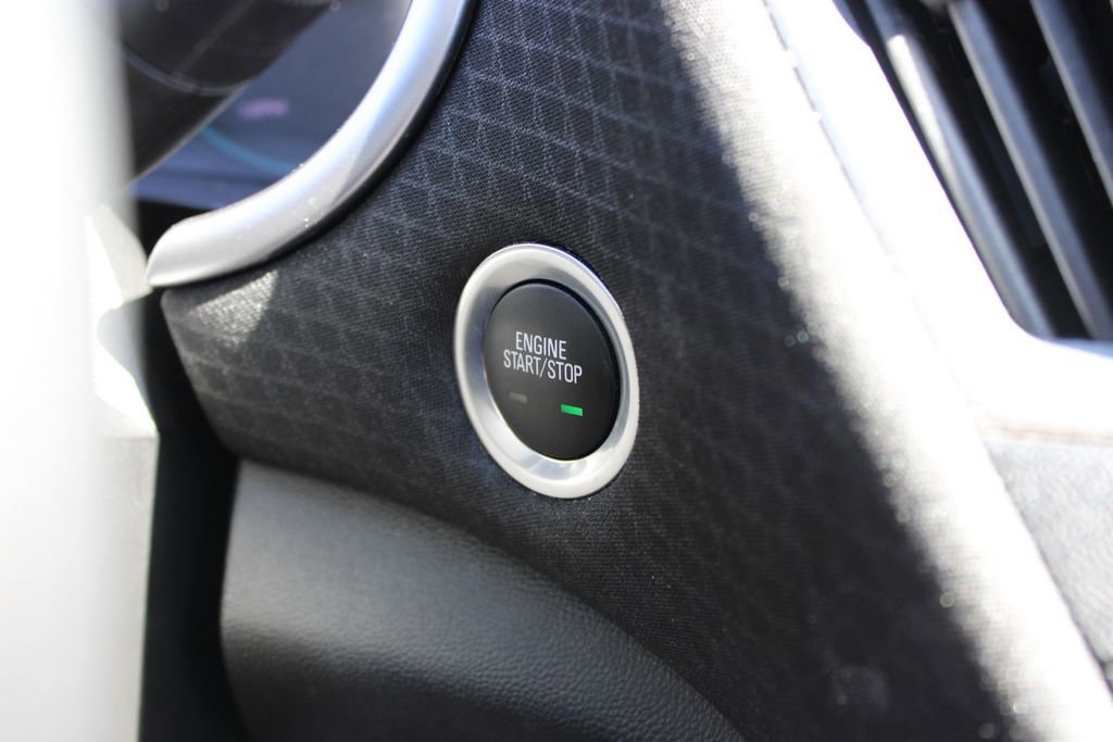 Used 2024 Chevrolet Malibu LT image 23