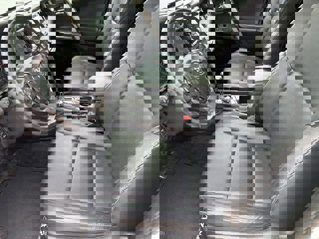 Used 2018 Toyota RAV4 Platinum image 5