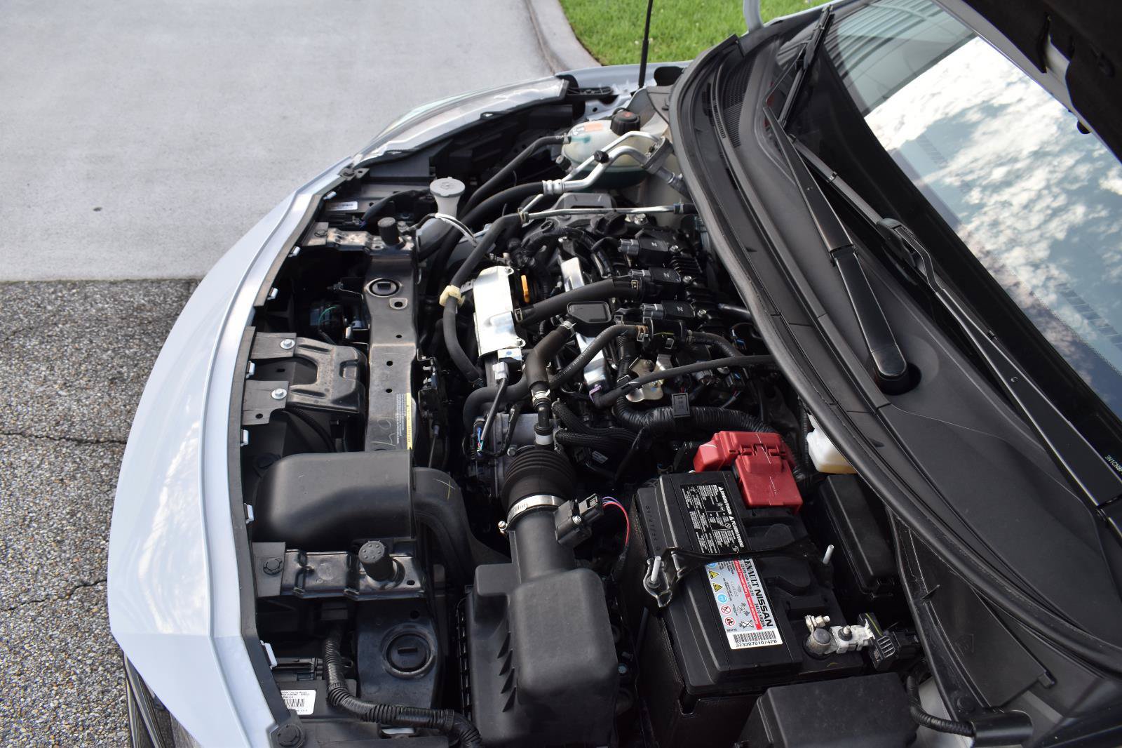 Used 2023 Nissan Versa SR w/ Trunk Package FWD image 22