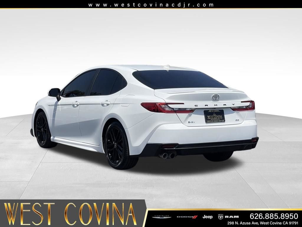 Used 2025 Toyota Camry SE w/ Convenience Package FWD image 7