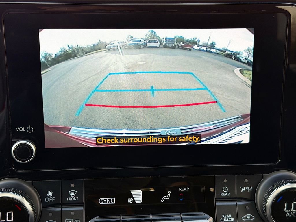 Used 2023 Toyota Highlander XLE FWD image 34