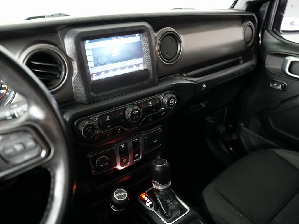 Used 2020 Jeep Wrangler Sport image 18