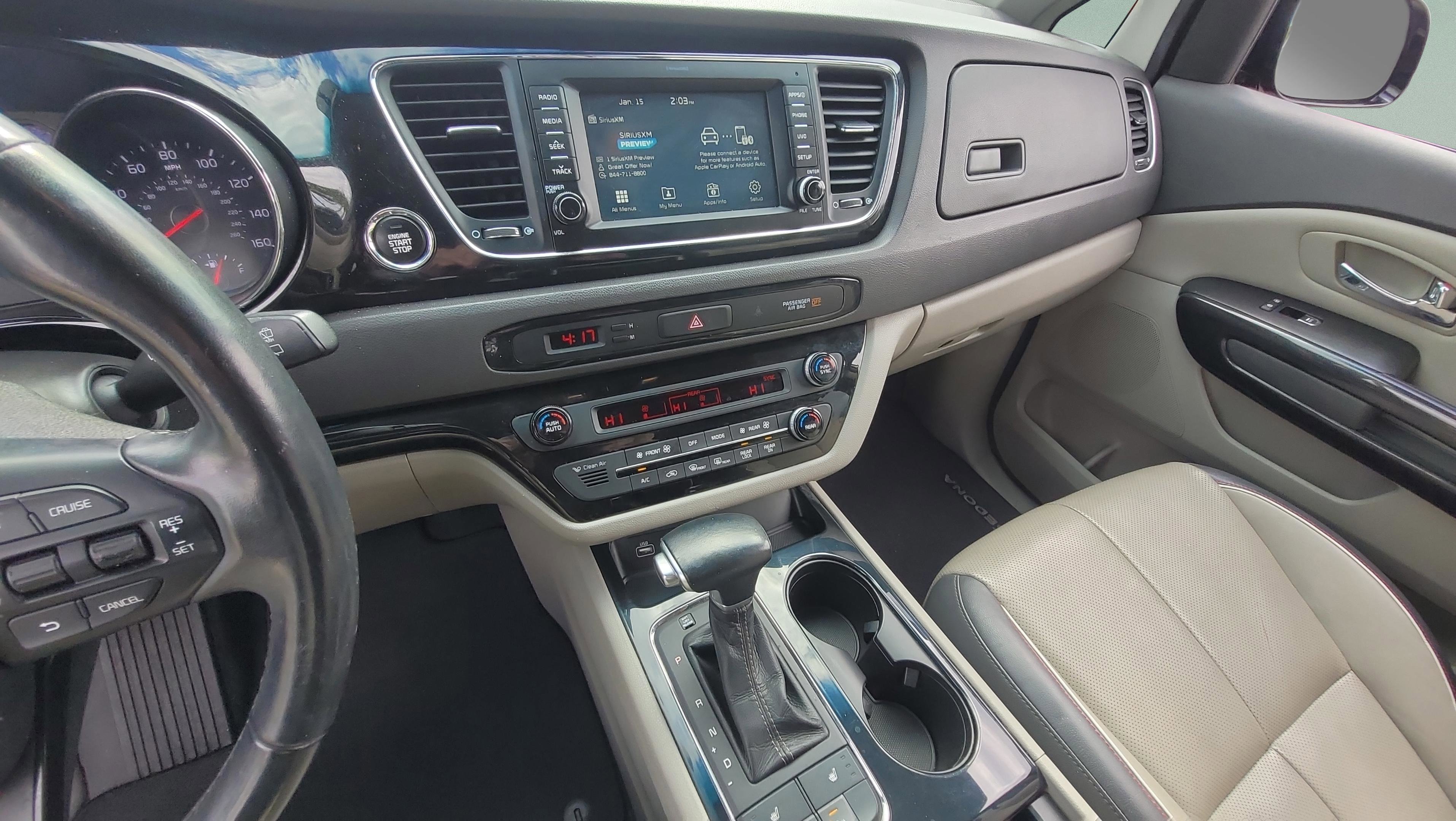 Used 2017 Kia Sedona EX image 16