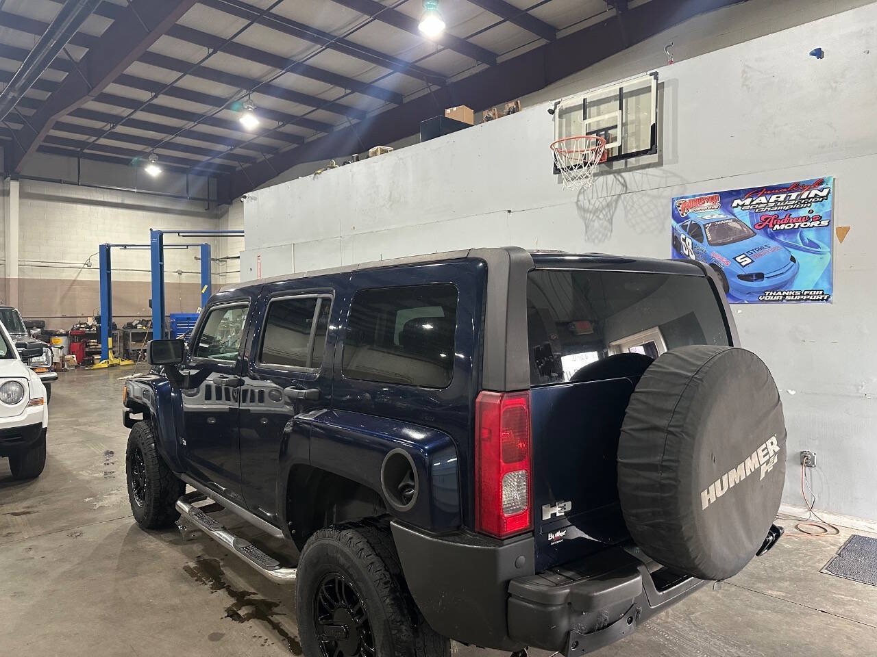 Used 2007 HUMMER H3 AWD/4WD image 6