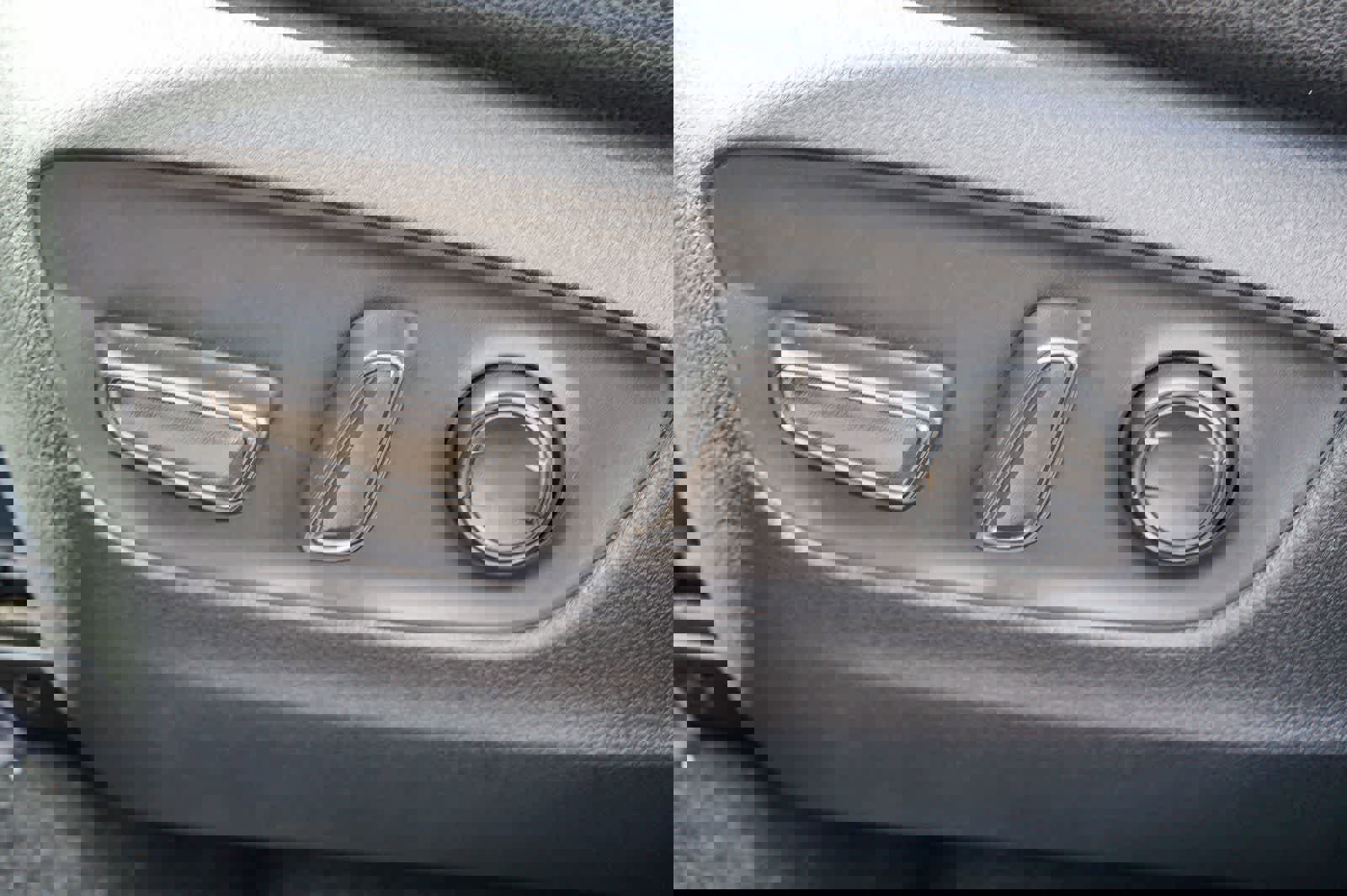 Used 2021 Toyota RAV4 XLE w/ Convenience Package image 20