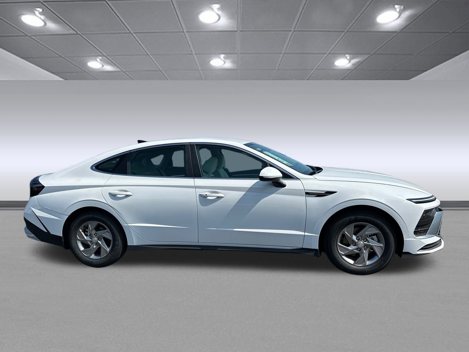 New 2025 Hyundai Sonata SE image 8