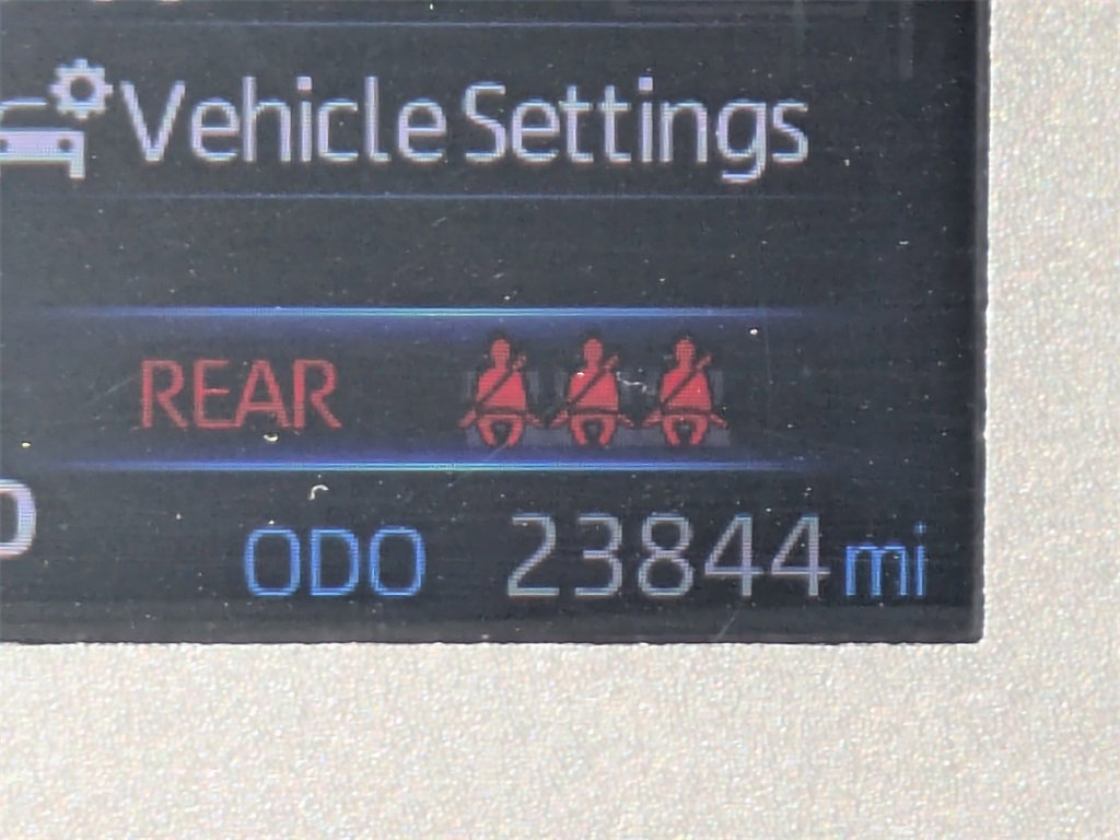 Used 2024 Toyota Corolla LE image 31