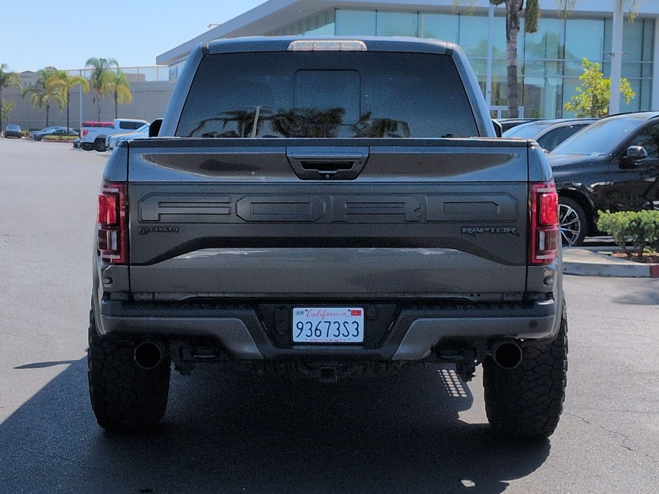Used 2018 Ford F150 Raptor w/ Equipment Group 802A Luxury AWD/4WD image 9