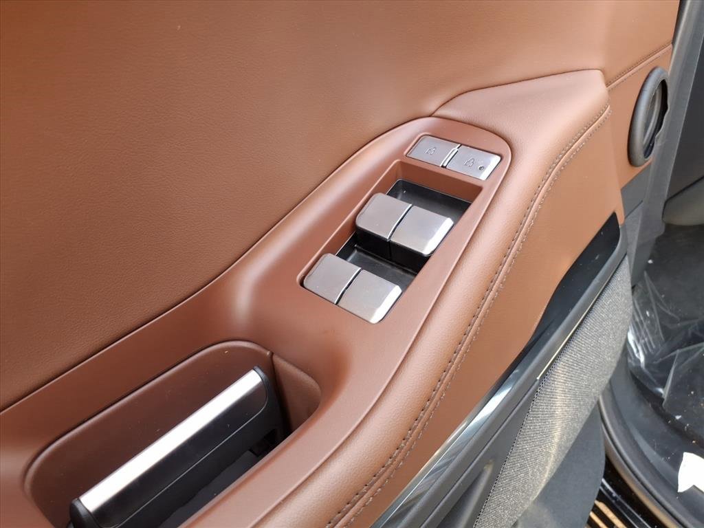 New 2025 Lincoln Navigator Reserve image 17