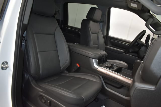 Certified 2026 Chevrolet Silverado 2500 LTZ w/ LTZ Premium Package AWD/4WD image 36