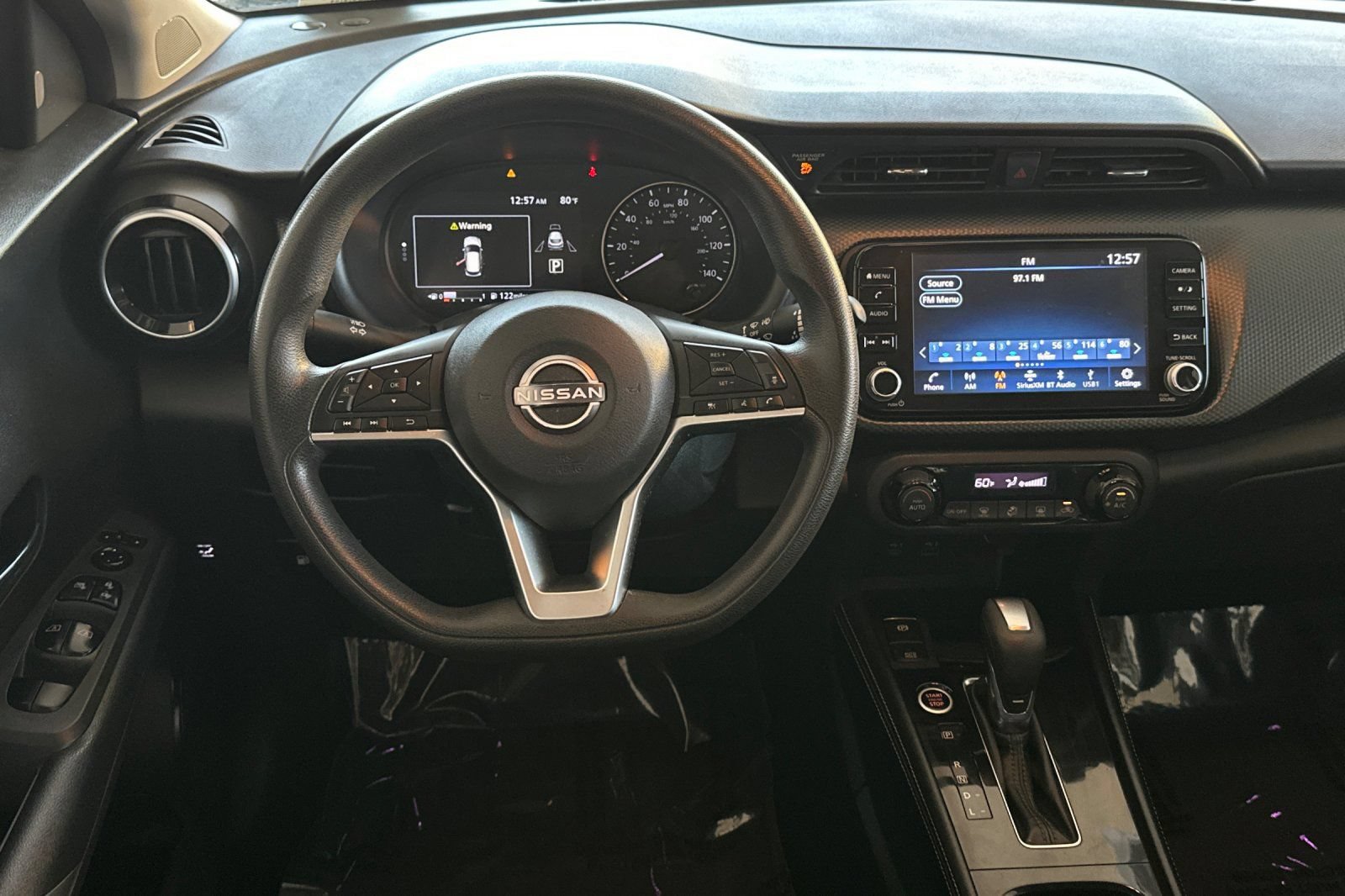 Used 2022 Nissan Kicks SV w/ Interior Electronics Package FWD image 13