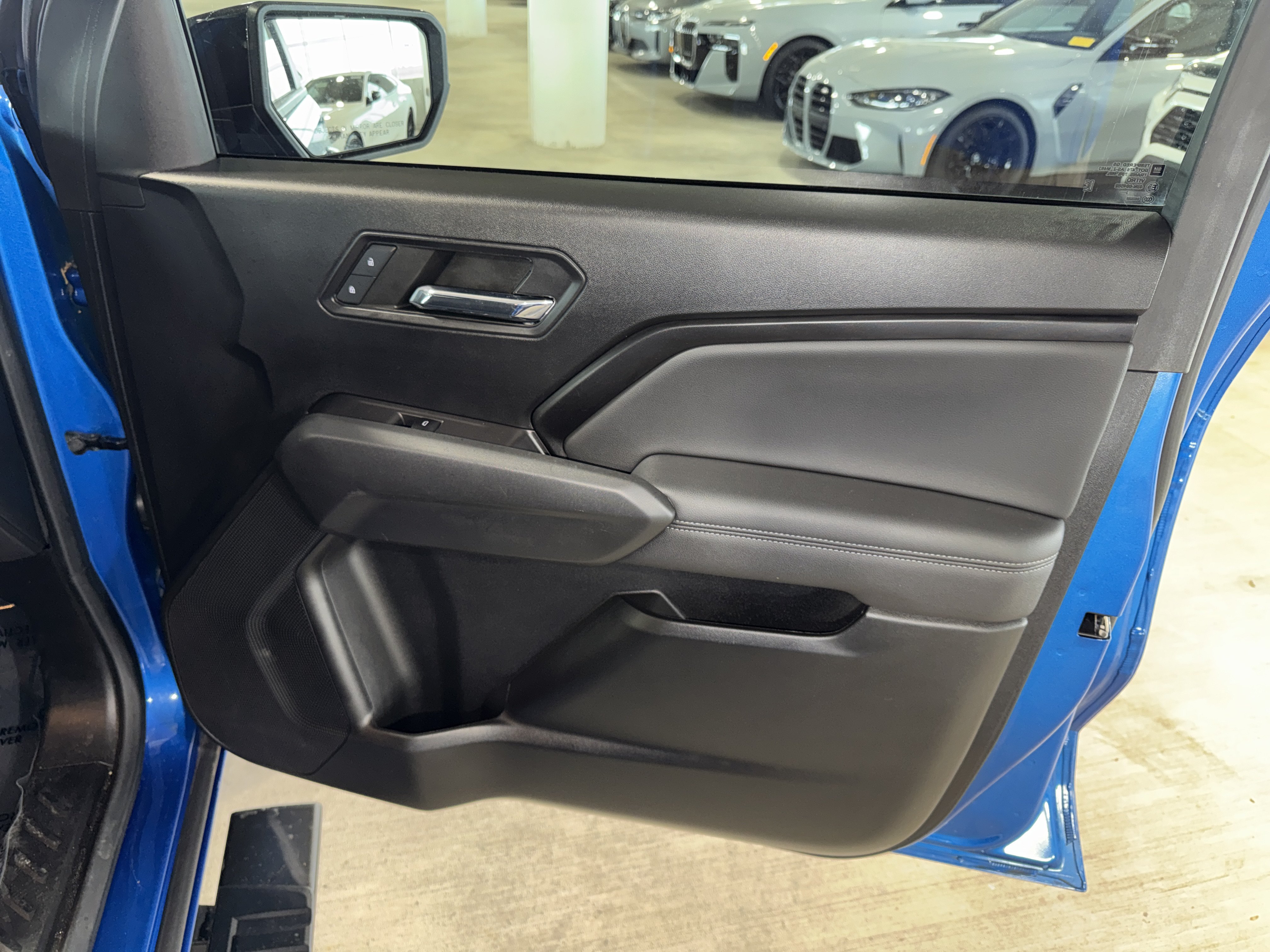 Used 2023 GMC Canyon Elevation w/ Convenience Package RWD image 9