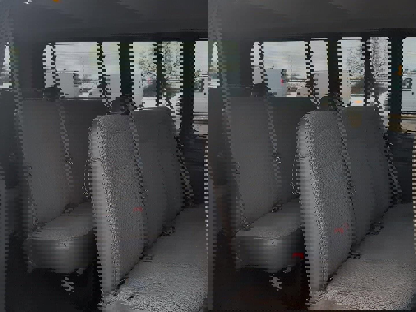 Used 2023 Chevrolet Express 3500 LT w/ LT Preferred Equipment Group image 10