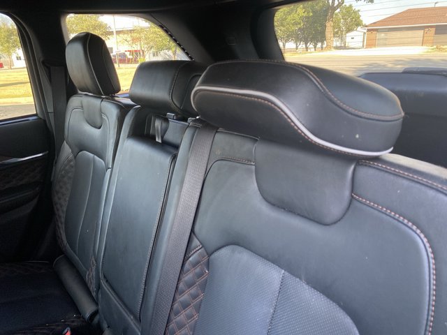 Used 2023 Jeep Grand Cherokee Summit w/ Advanced Protech Group IV AWD/4WD image 12