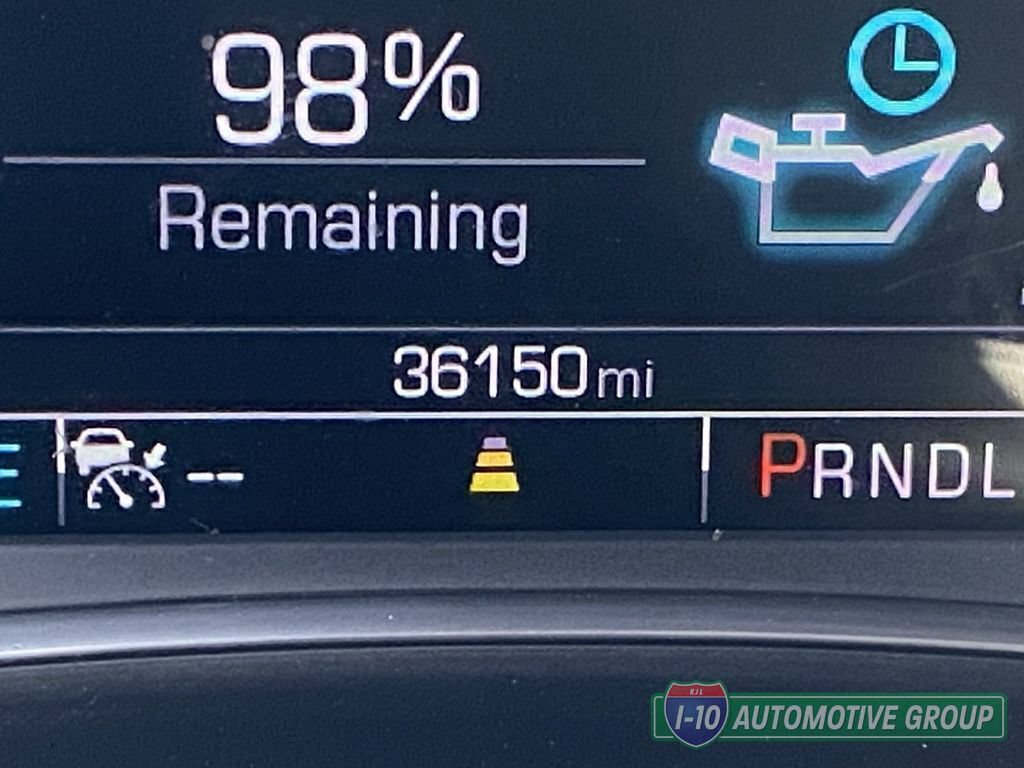 Used 2017 Chevrolet Malibu Premier w/ Driver Confidence Package FWD image 32