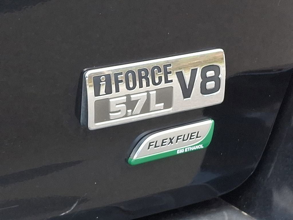 Used 2014 Toyota Sequoia Platinum AWD/4WD image 30