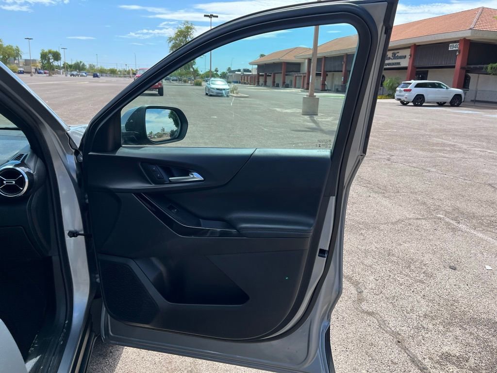 Used 2025 Chevrolet Equinox LT image 18