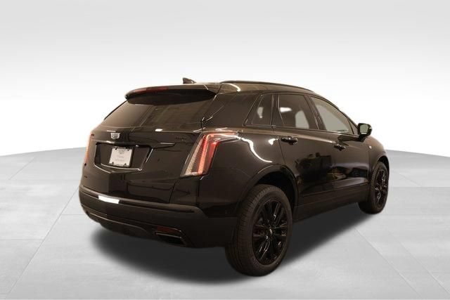 New 2026 Cadillac XT5 Sportv w/ LPO, Onyx Lite Package AWD/4WD image 2