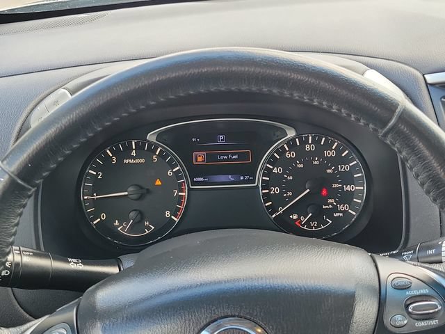 Used 2016 Nissan Pathfinder SL FWD image 12