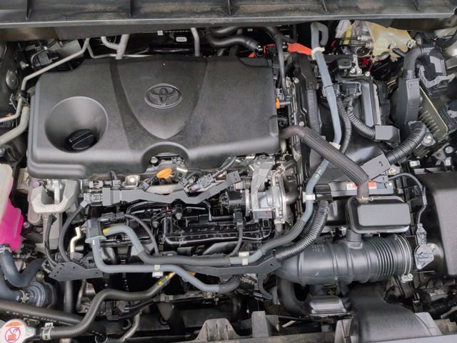Used 2021 Toyota Highlander XLE FWD image 35