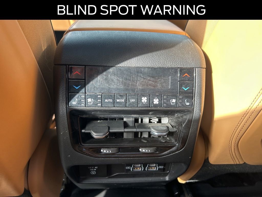 Used 2024 Jeep Grand Cherokee Summit image 25