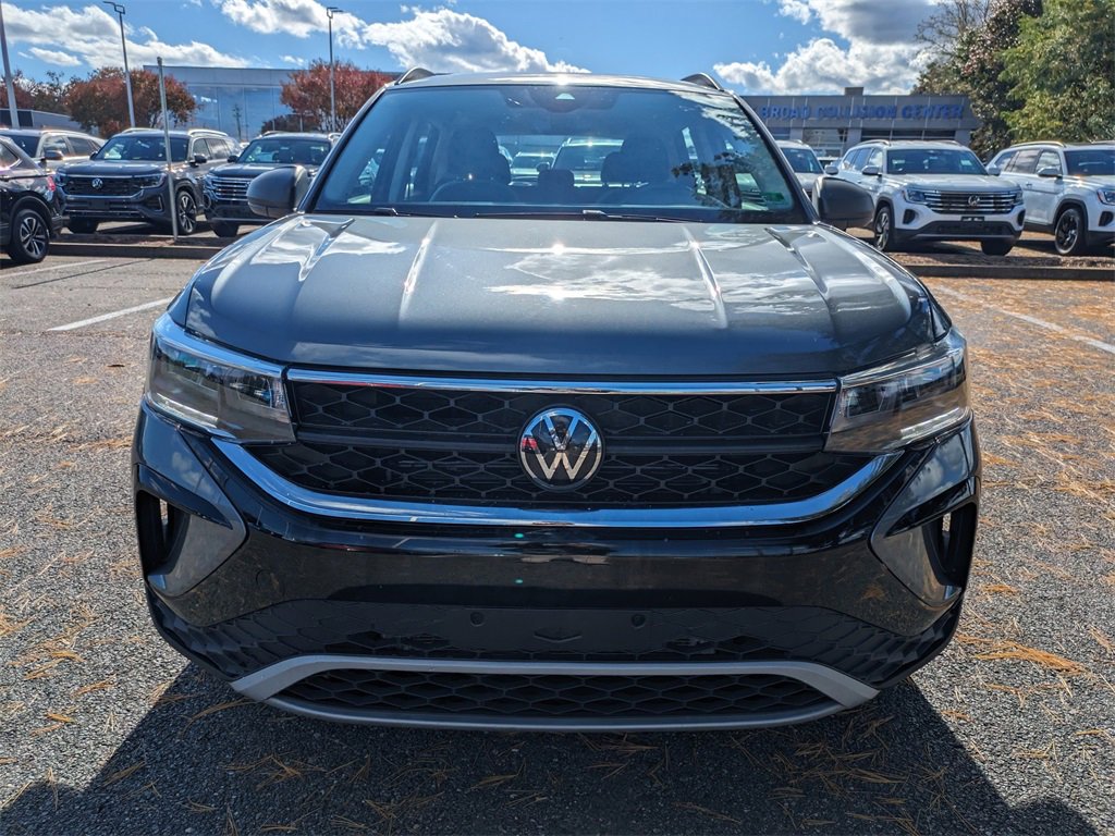 Used 2024 Volkswagen Taos S image 9