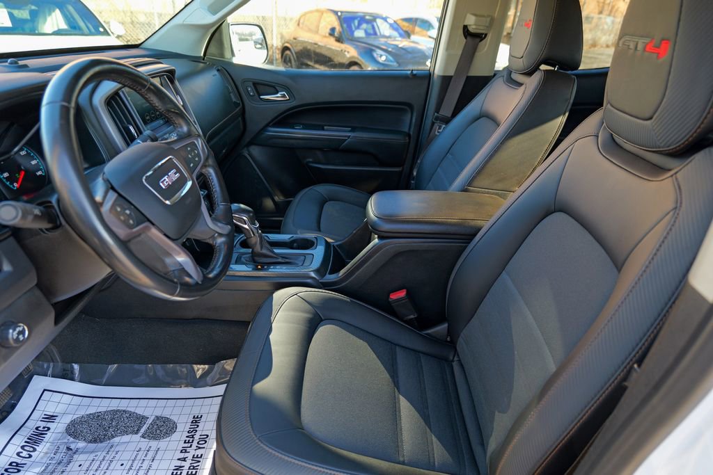 Used 2022 GMC Canyon AT4 image 20